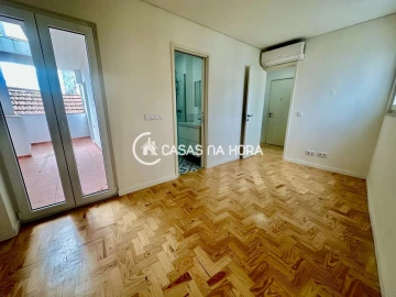 Apartamento T2 para Arrendamento em Alcochete