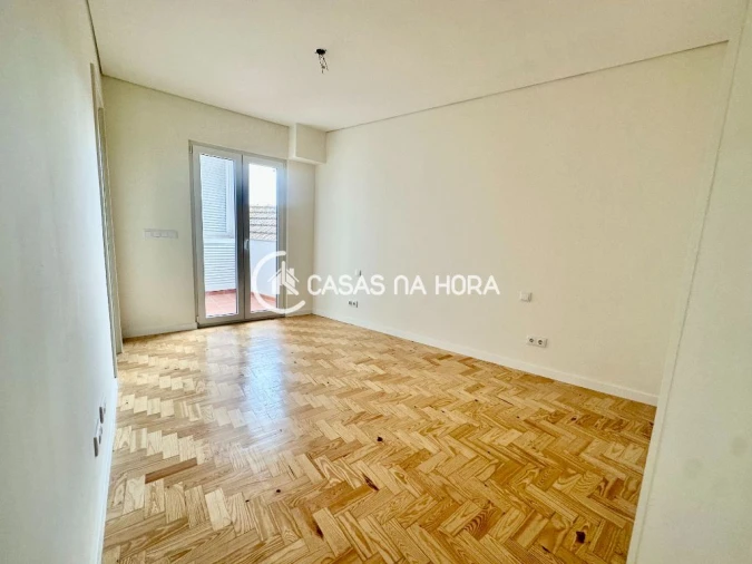 Apartamento T2 para Arrendamento em Alcochete Foto 15
