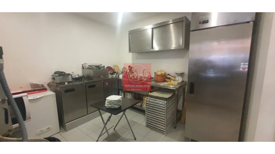 Negócio para Venda em Vila Nova de Anha Foto 2