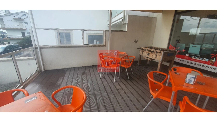 Negócio para Venda em Vila Nova de Anha