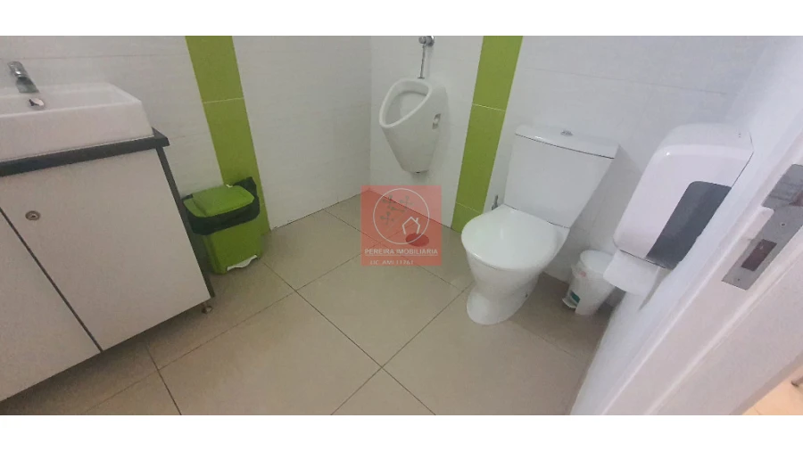 Negócio para Venda em Vila Nova de Anha Foto 6