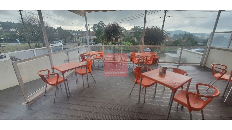 Negócio para Venda em Vila Nova de Anha Foto 3