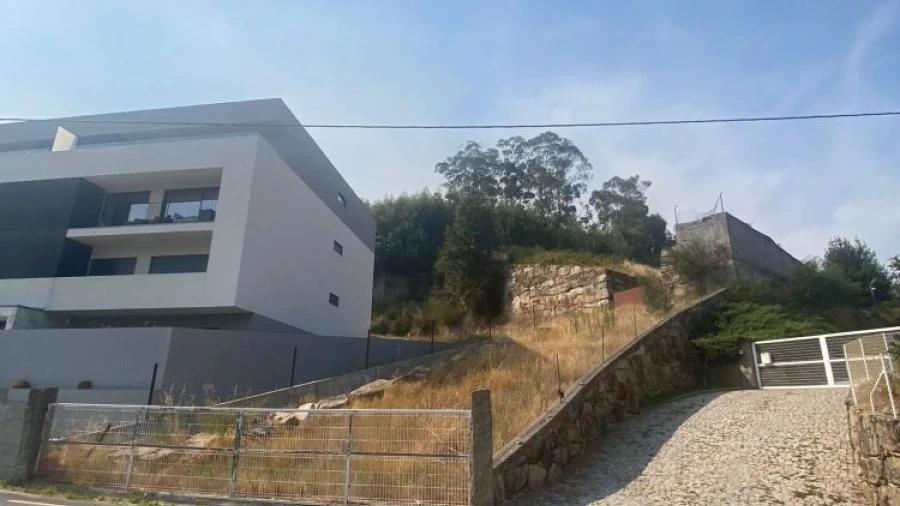 Terreno para Venda em Penafiel
