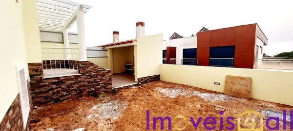 Moradia T3 para Venda em Mafra