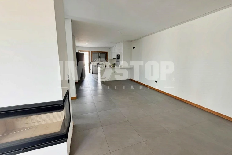 Moradia T4 para Venda em Albergaria-A-Velha e Valmaior Foto 2