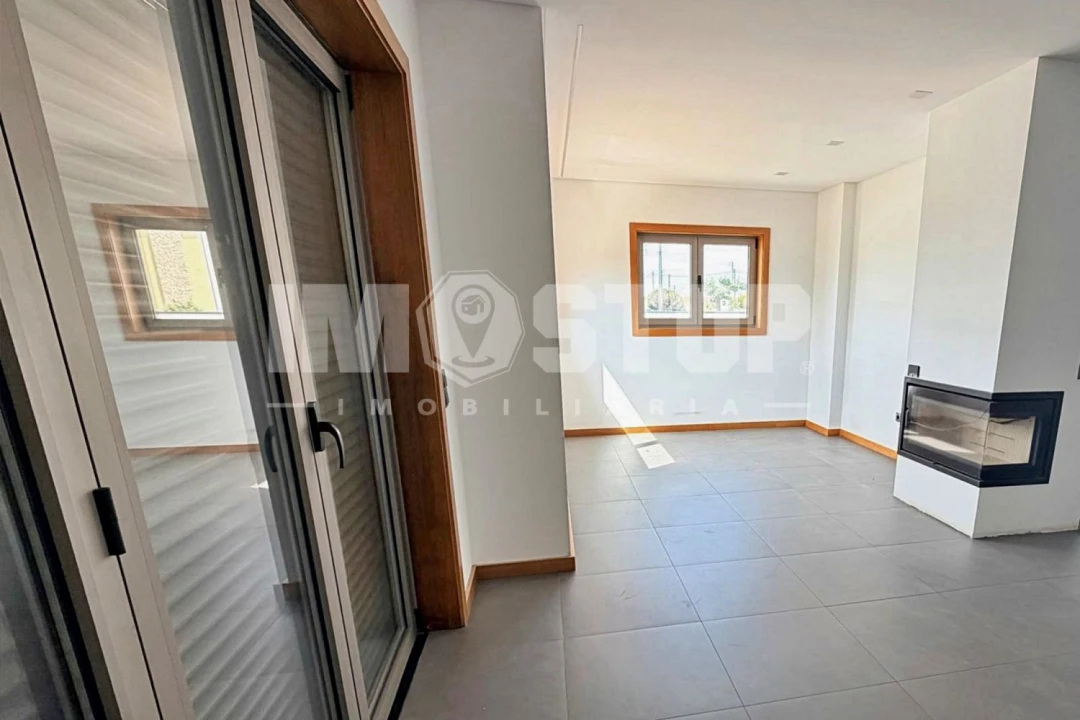 Moradia T4 para Venda em Albergaria-A-Velha e Valmaior Foto 3