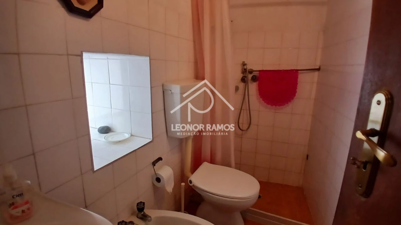 Moradia T2 para Venda em São Miguel de Acha Foto 11