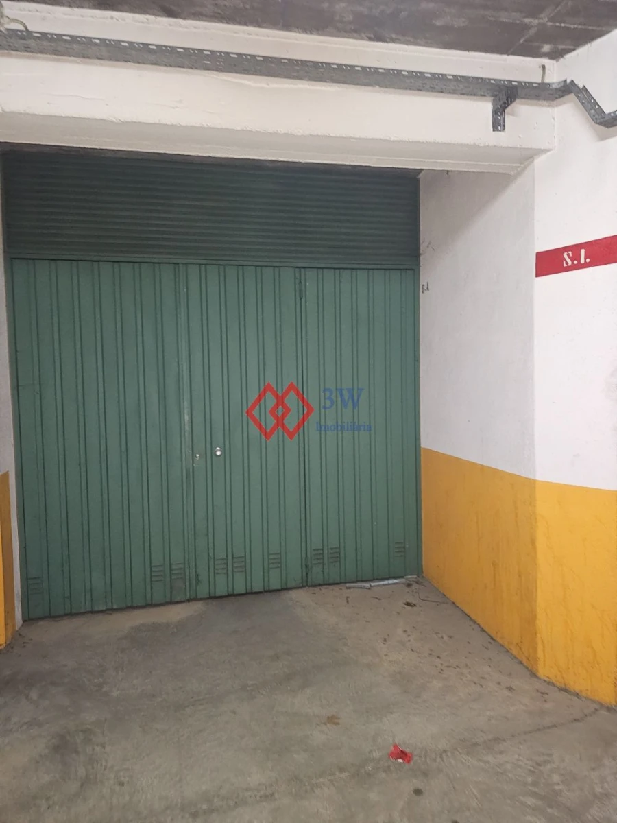 Garagem para Arrendamento em São João Baptista Foto 4