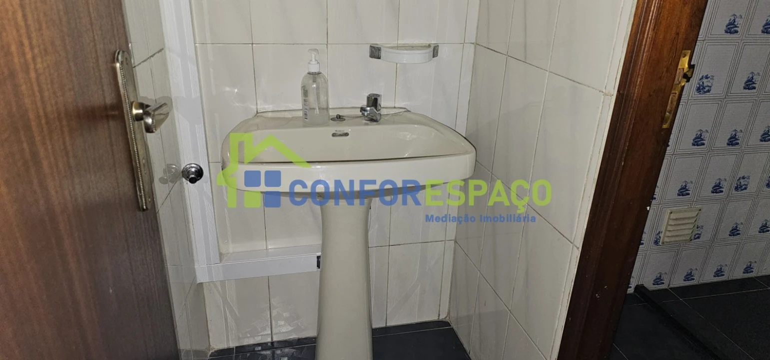 Loja para Arrendamento em Castelo Branco Foto 9