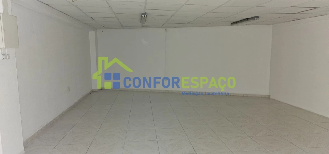 Loja para Arrendamento em Castelo Branco Foto 22