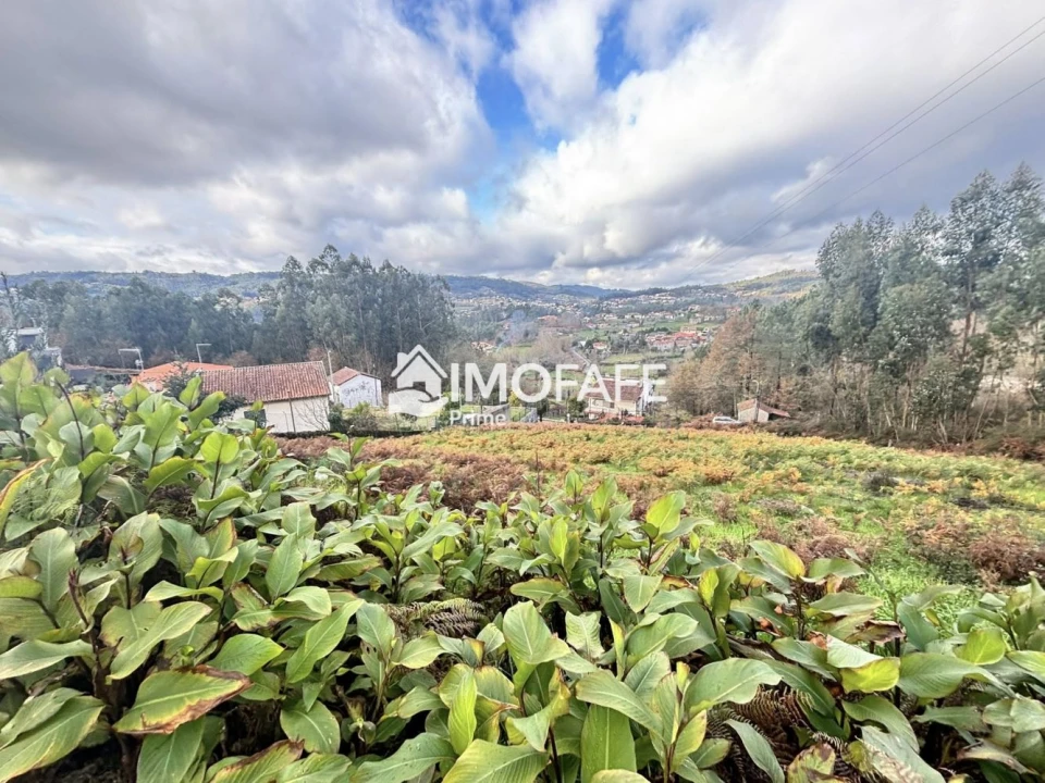 Terreno para Venda em Vinhos Foto 18