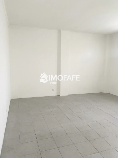 Loja para Venda em Fafe