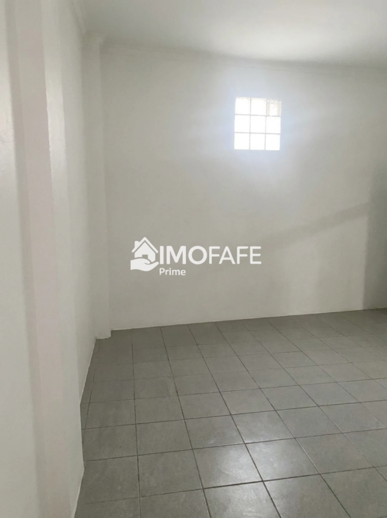 Loja para Venda em Fafe Foto 22