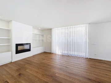 Moradia T3 para Venda em Moledo e Cristelo