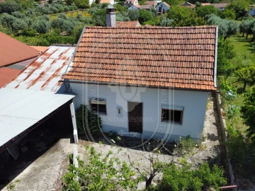 Moradia T2 para Venda em Chãos