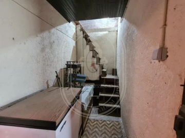 Moradia T2 para Venda em Chãos