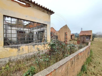 Terreno para Venda em São João Baptista e Santa Maria dos Olivais