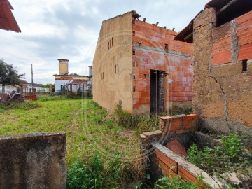 Terreno para Venda em São João Baptista e Santa Maria dos Olivais