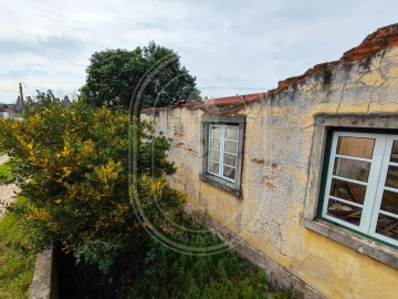 Terreno para Venda em São João Baptista e Santa Maria dos Olivais