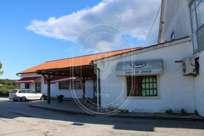 Negócio para Venda em Além da Ribeira e Pedreira