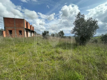 Terreno para Venda em São João Baptista e Santa Maria dos Olivais