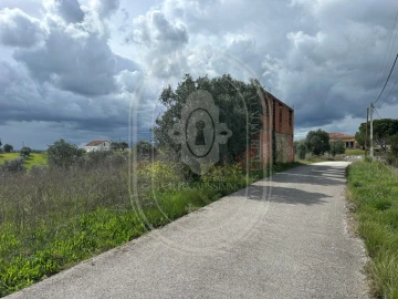 Terreno para Venda em São João Baptista e Santa Maria dos Olivais