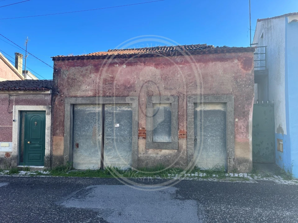 Moradia T4 para Venda em Olaia e Paço Foto 1