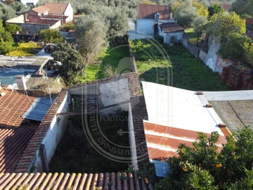 Moradia T4 para Venda em Olaia e Paço