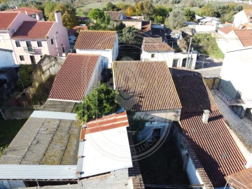 Moradia T4 para Venda em Olaia e Paço