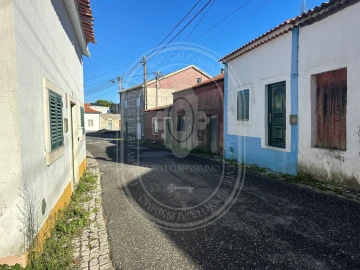 Moradia T4 para Venda em Olaia e Paço