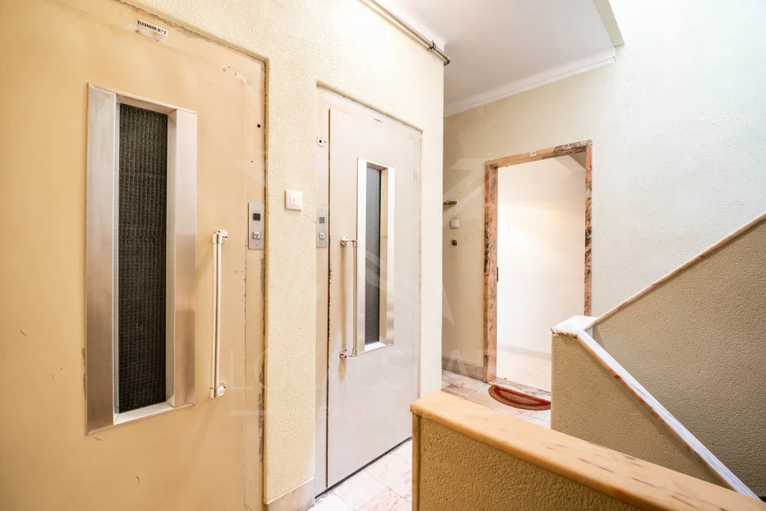 Apartamento T3 para Venda em Benfica Foto 31