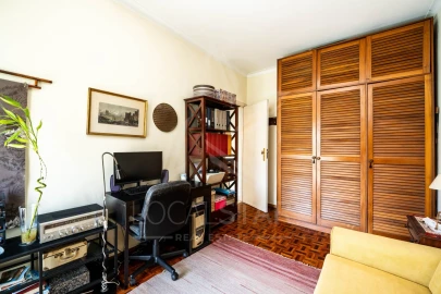 Apartamento T3 para Venda em Benfica