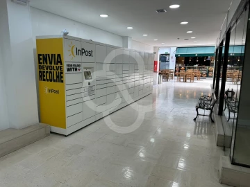 Loja para Arrendamento em Benfica