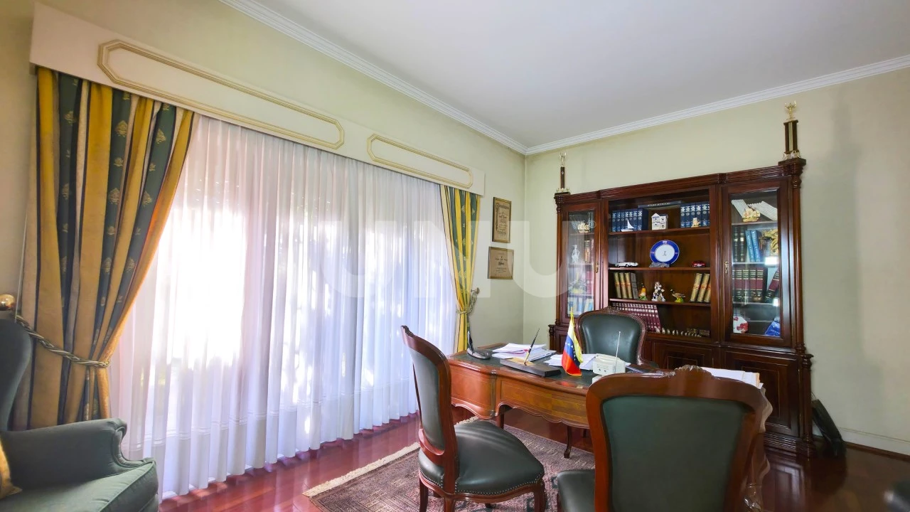 Moradia T4 para Venda em O. Azeméis, Riba-Ul, Ul, Macinhata Seixa, Madail Foto 4