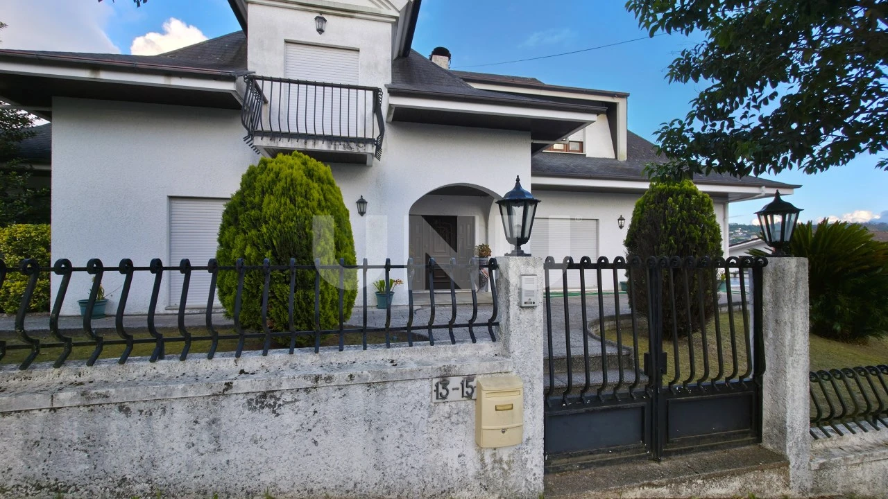 Moradia T4 para Venda em O. Azeméis, Riba-Ul, Ul, Macinhata Seixa, Madail Foto 53