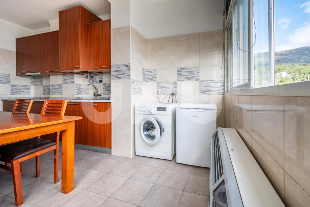 Apartamento T4 para Venda em Covilhã e Canhoso Foto 6
