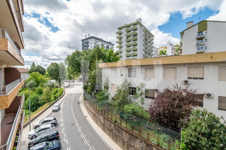 Apartamento T4 para Venda em Covilhã e Canhoso Foto 33