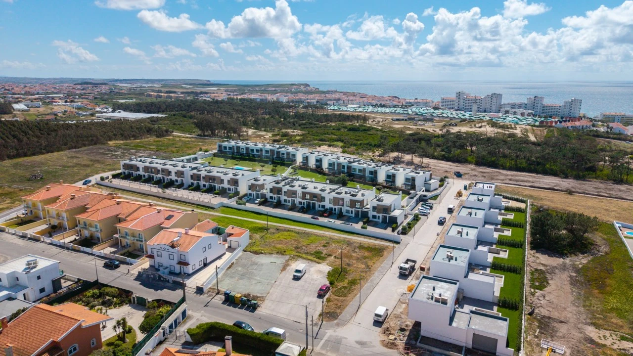 Moradia T3 para Venda em A dos Cunhados e Maceira Foto 31