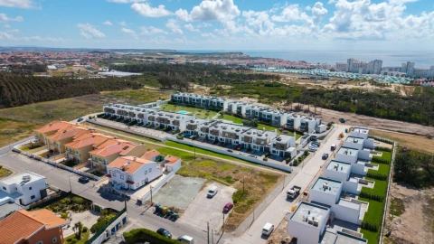 Moradia T3 para Venda em A dos Cunhados e Maceira