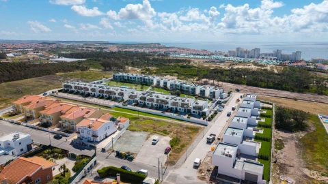 Moradia T3 para Venda em A dos Cunhados e Maceira
