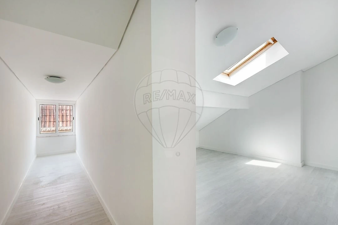 Apartamento T2 para Venda em Santo António Foto 10