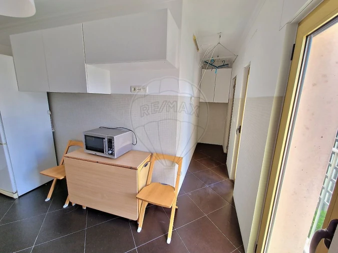 Apartamento T3 para Arrendamento em Avenidas Novas Foto 22