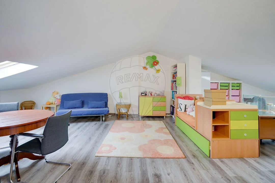Apartamento T5 para Venda em Carcavelos e Parede Foto 11