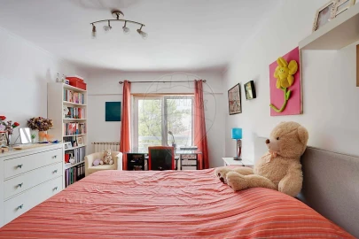 Apartamento T5 para Venda em Carcavelos e Parede