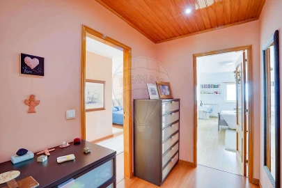 Apartamento T5 para Venda em Carcavelos e Parede