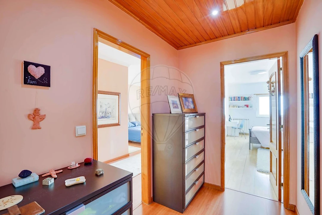 Apartamento T5 para Venda em Carcavelos e Parede Foto 43