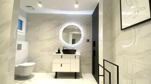 Moradia T5 para Venda em Ramada e Caneças