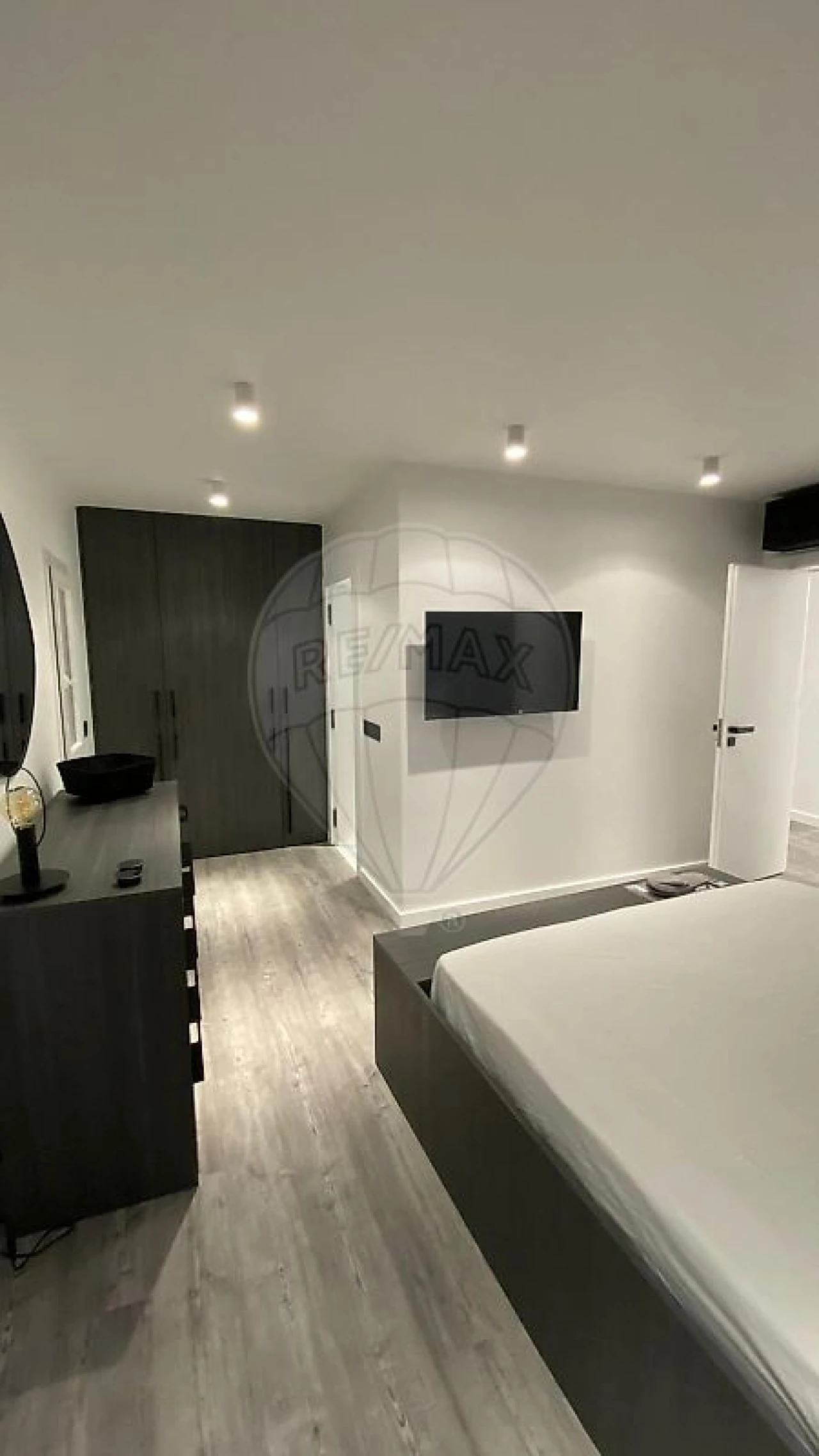 Moradia T5 para Venda em Ramada e Caneças Foto 39