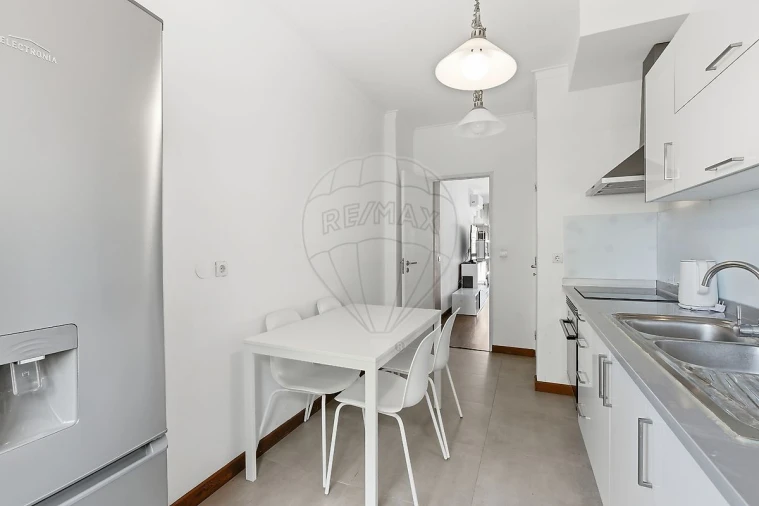 Apartamento T2 para Venda em Quinta do Conde Foto 14