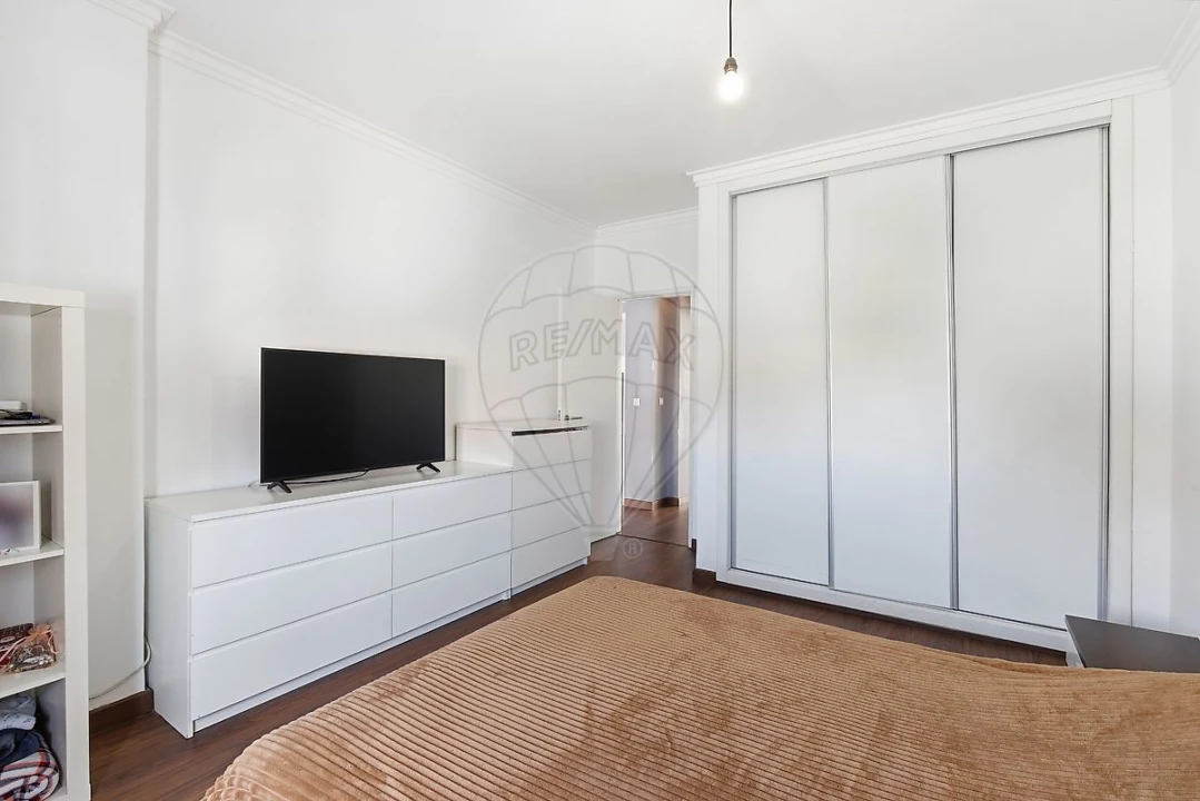 Apartamento T2 para Venda em Quinta do Conde Foto 3